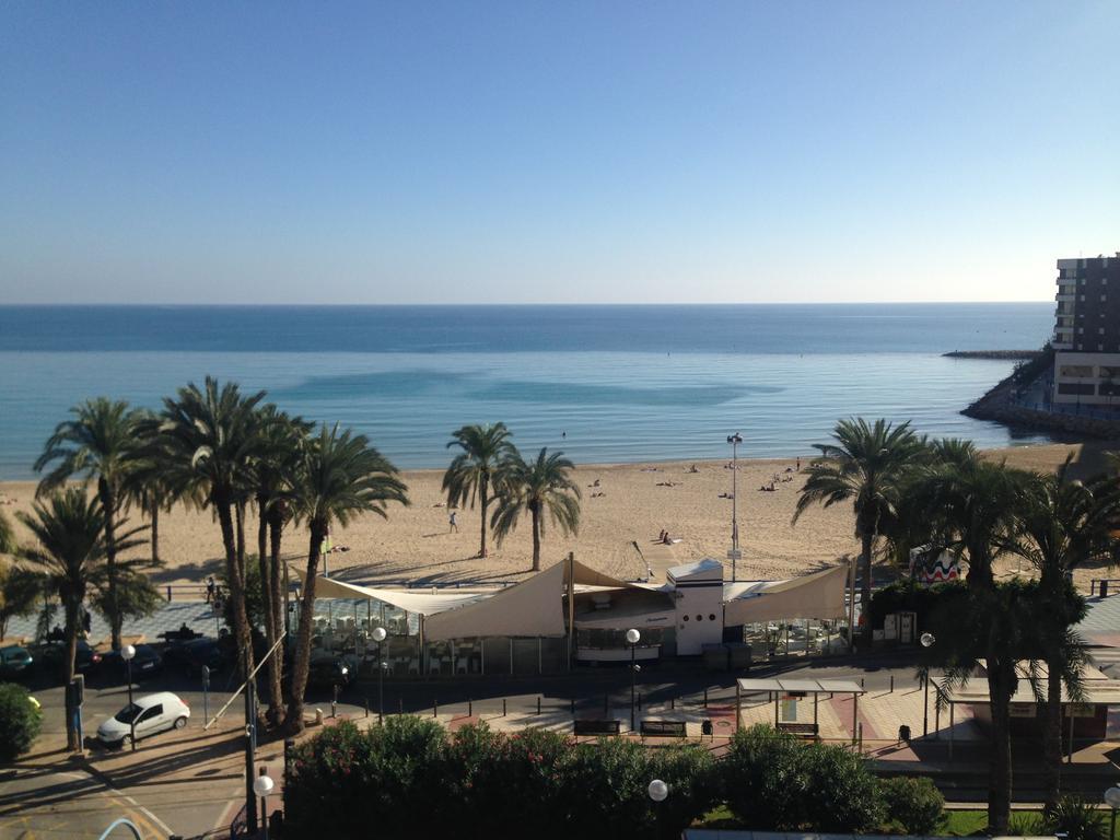 Apartamentos Bahia Alicante Szoba fotó